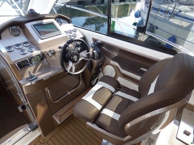 Galeon 325 HT
