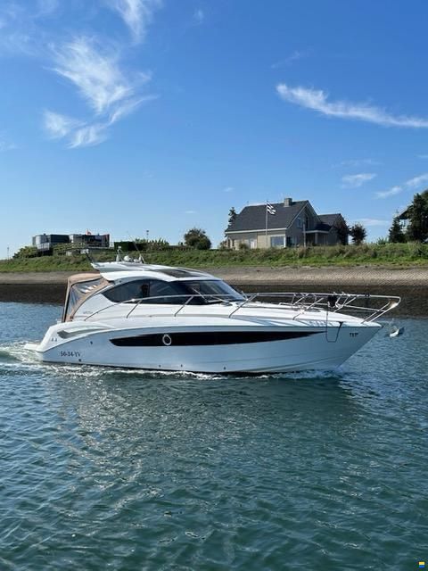 Galeon 325 HT