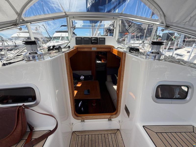 Hallberg-Rassy 310