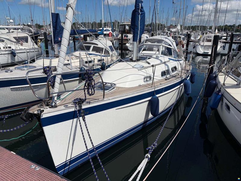 Hallberg-Rassy 310