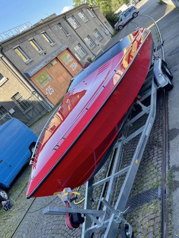 Wellcraft Scarab Exel 28