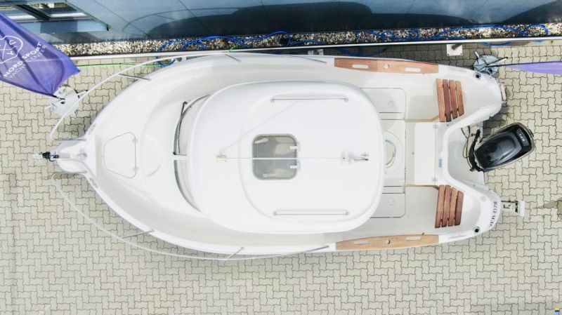 Quicksilver 580 Pilothouse