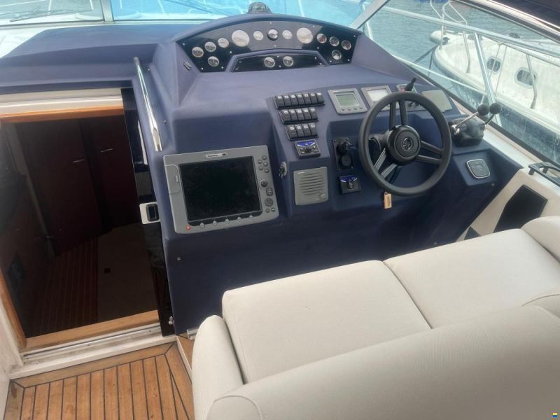 Sealine S 38