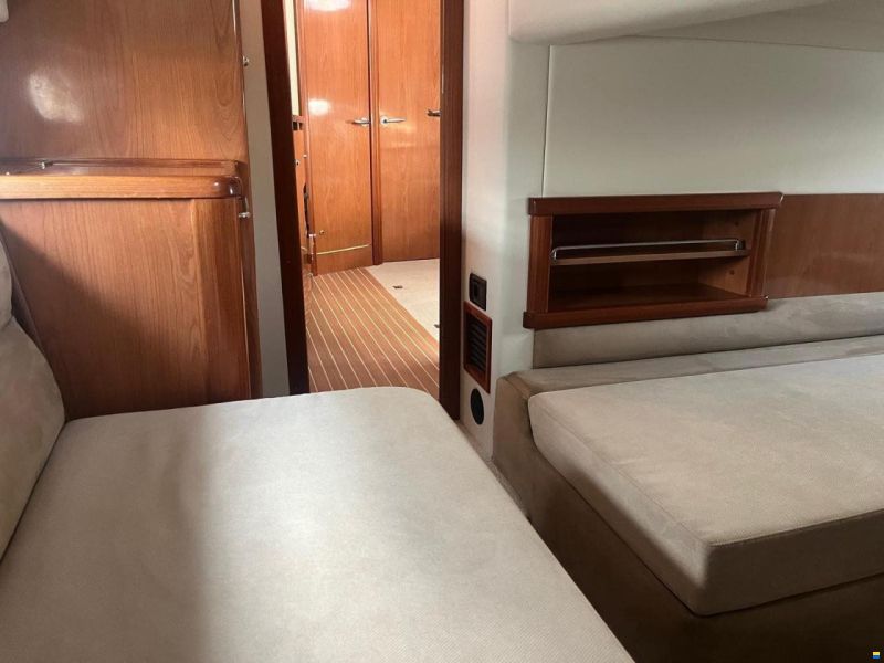 Sealine S 38