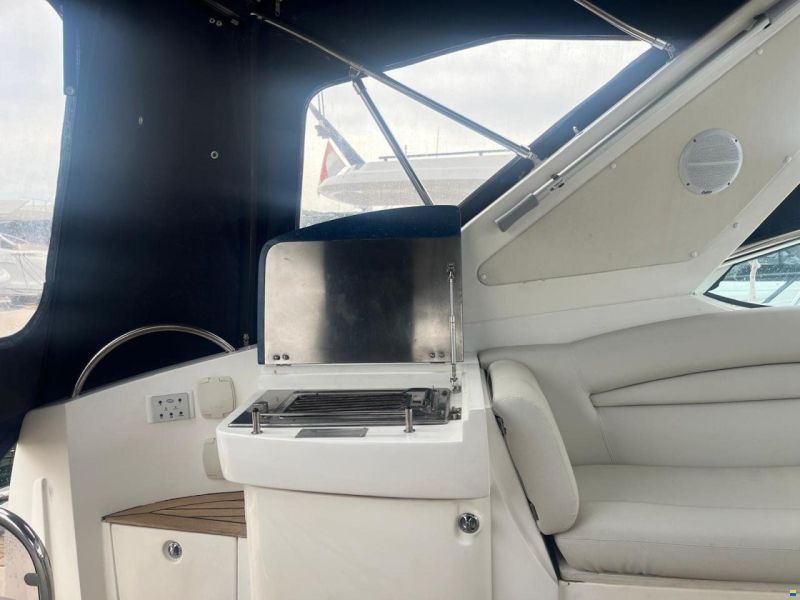 Sealine S 38