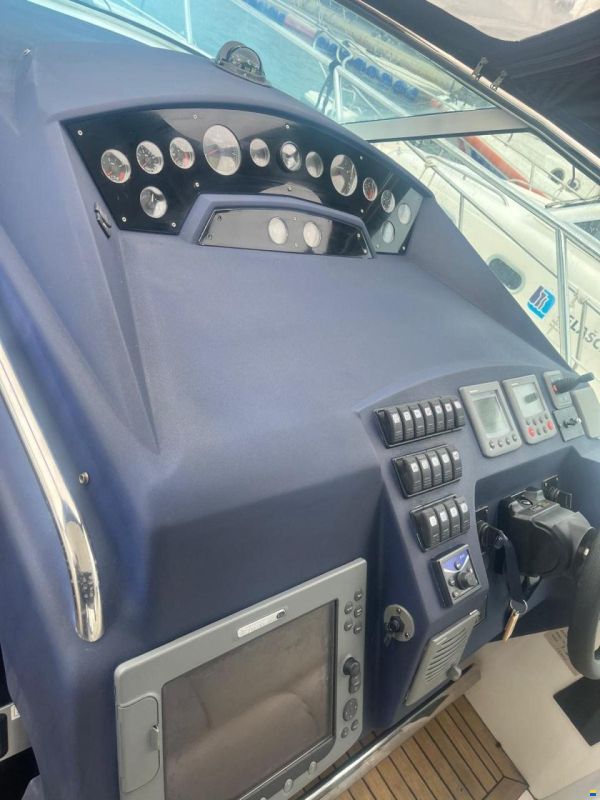 Sealine S 38