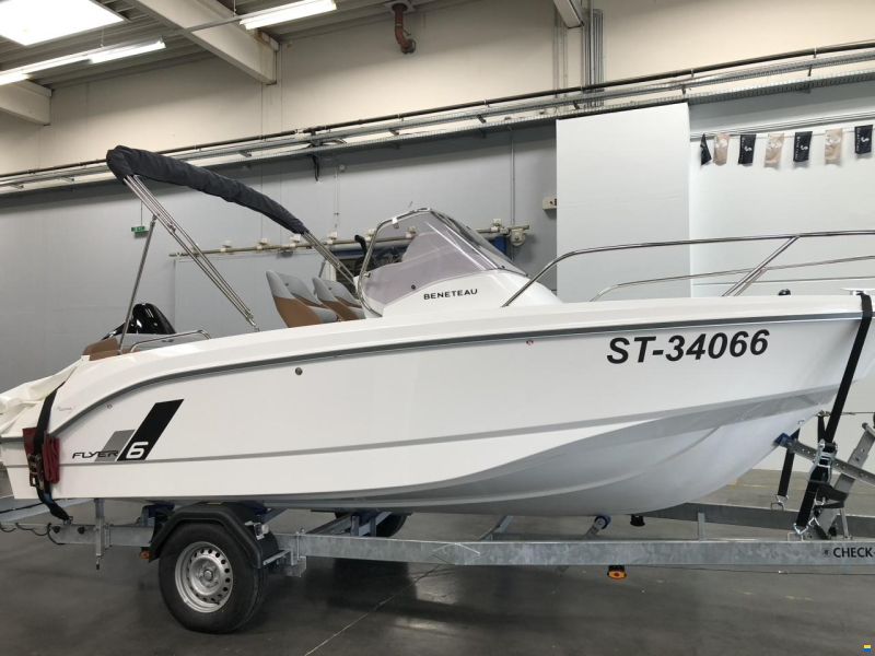 Beneteau Flyer 6 SUNdeck