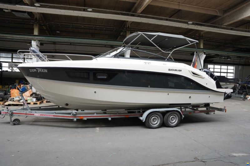 Quicksilver 805 ACTIV CRUISER