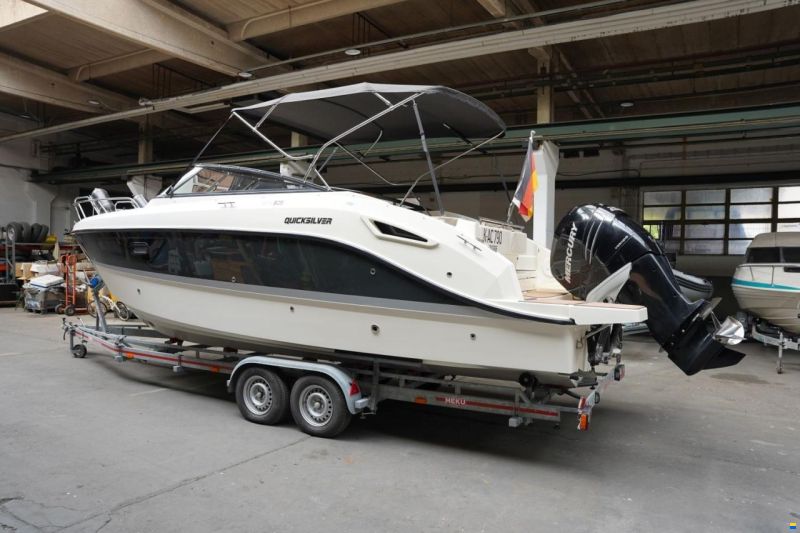 Quicksilver 805 ACTIV CRUISER