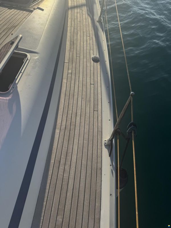 Bavaria 42C