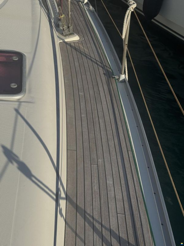 Bavaria 42C