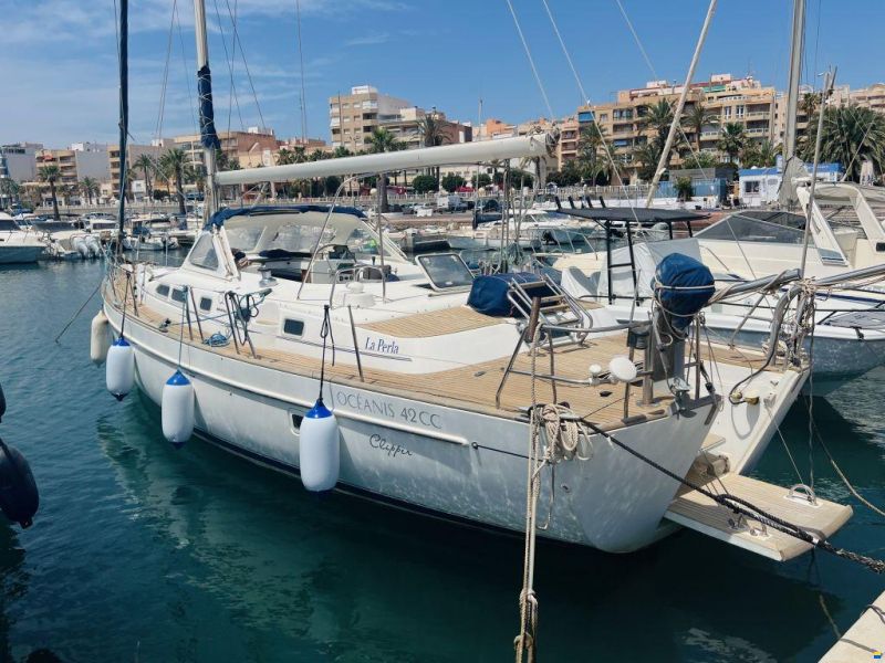 Beneteau Oceanis 42 CC