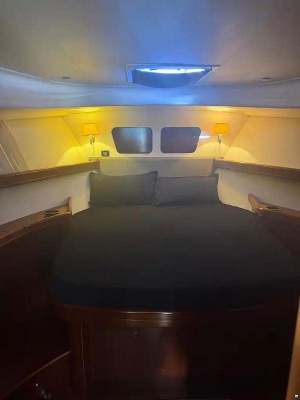 Beneteau Swift Trawler 42