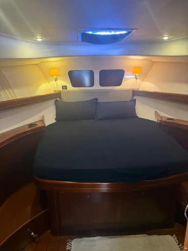 Beneteau Swift Trawler 42