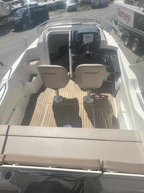 Quicksilver Inflatables Cabin
