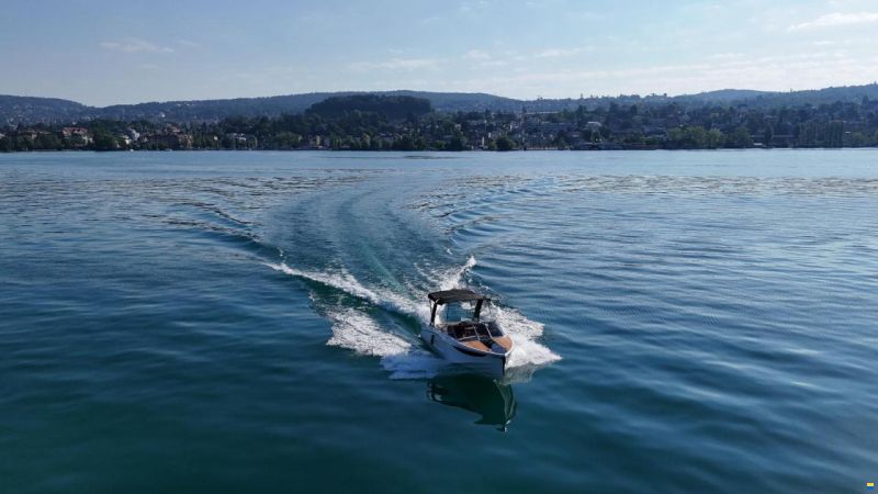 Ganz Boats Ovation 7.6 Cabin