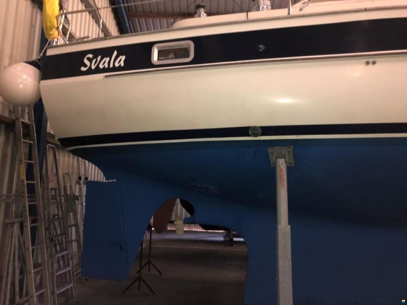 Hallberg-Rassy 352