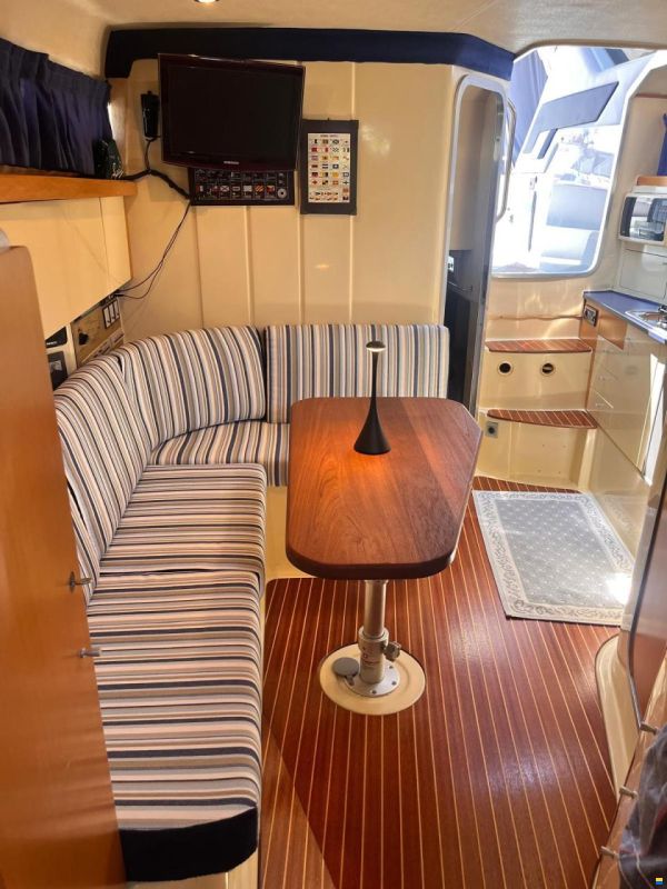 Gobbi 31 Cabin