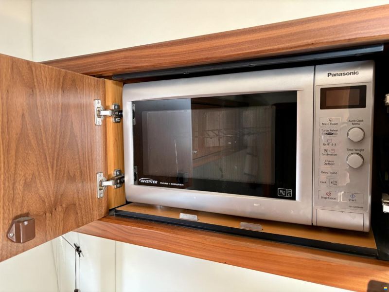 Sunseeker Portofino 47