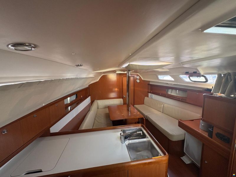 Beneteau Oceanis 34