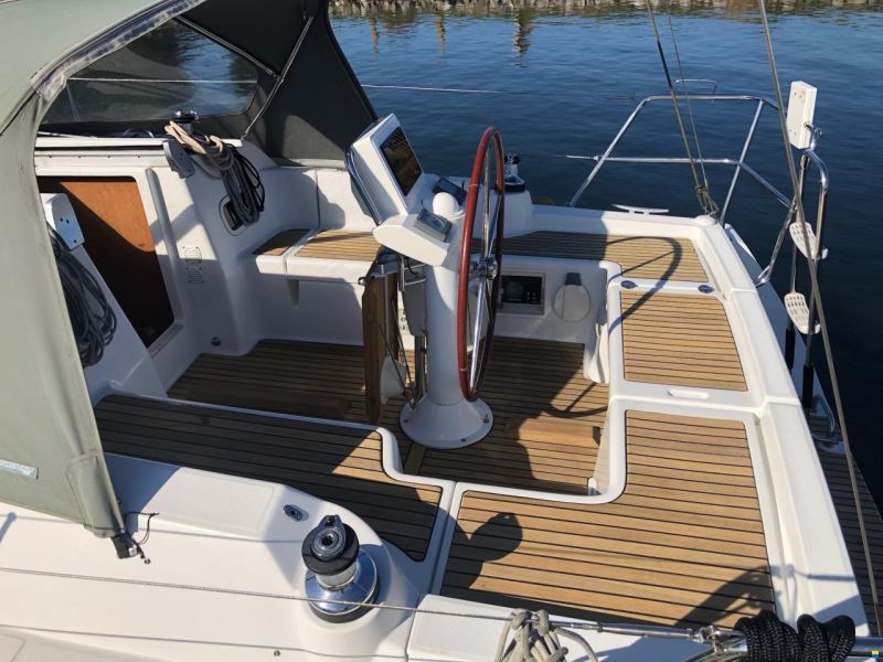 Beneteau Oceanis 34