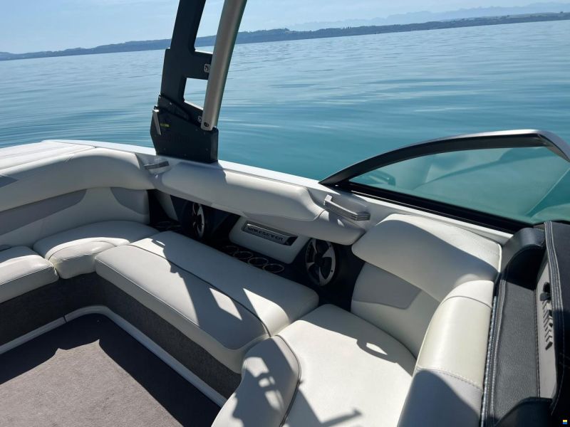 Malibu Wakesetter 22 VLX