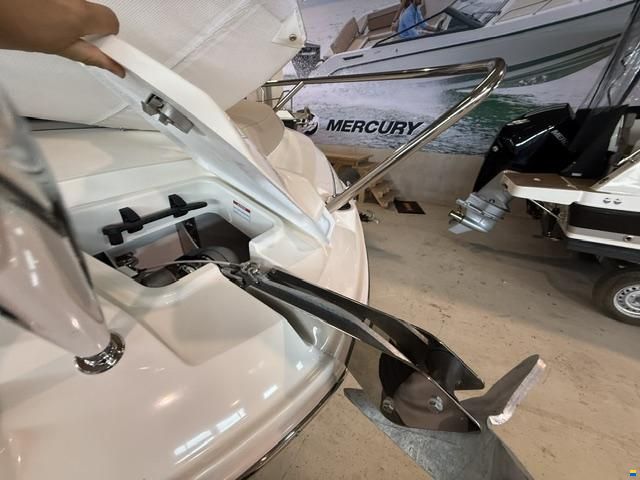 Bayliner VR5 Cuddy IB