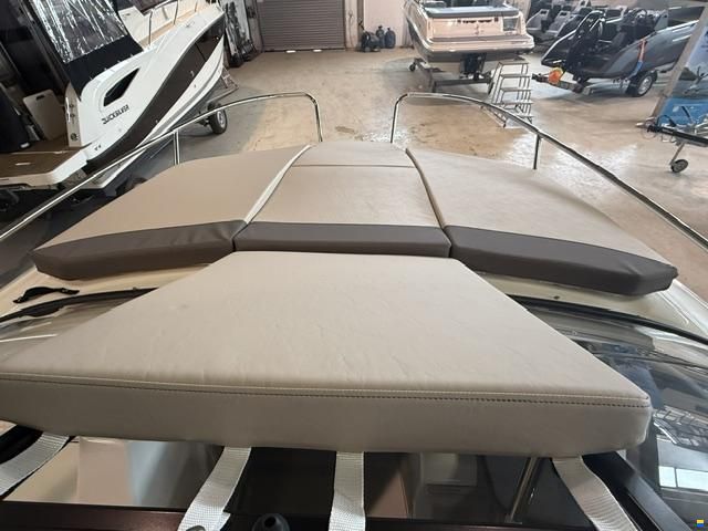 Bayliner VR5 Cuddy IB
