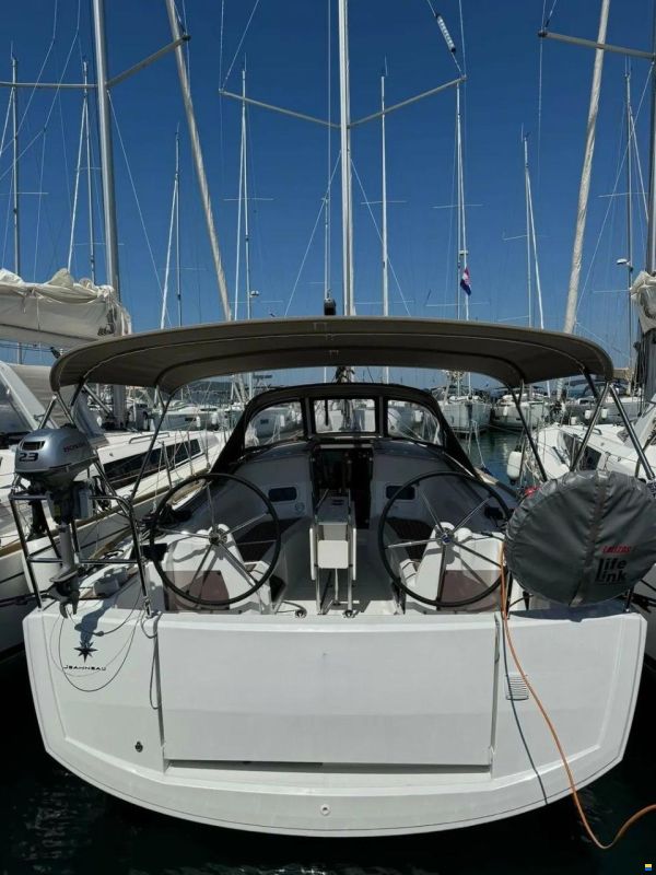 Jeanneau Sun Odyssey 349