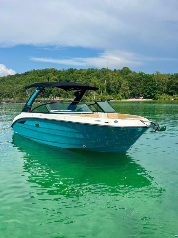 Sea Ray SDX 250 Surf