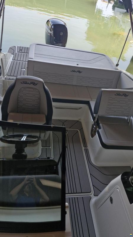 Sea Ray 190 OB
