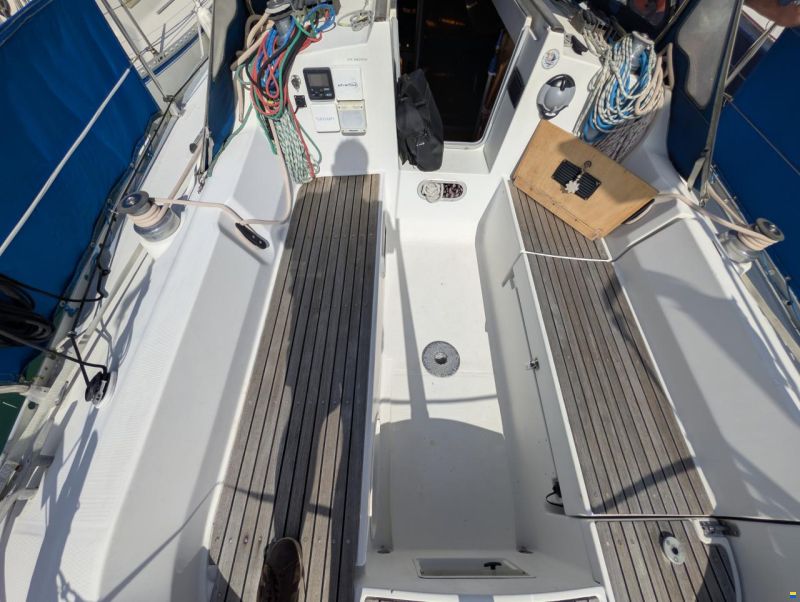 Beneteau Oceanis 320