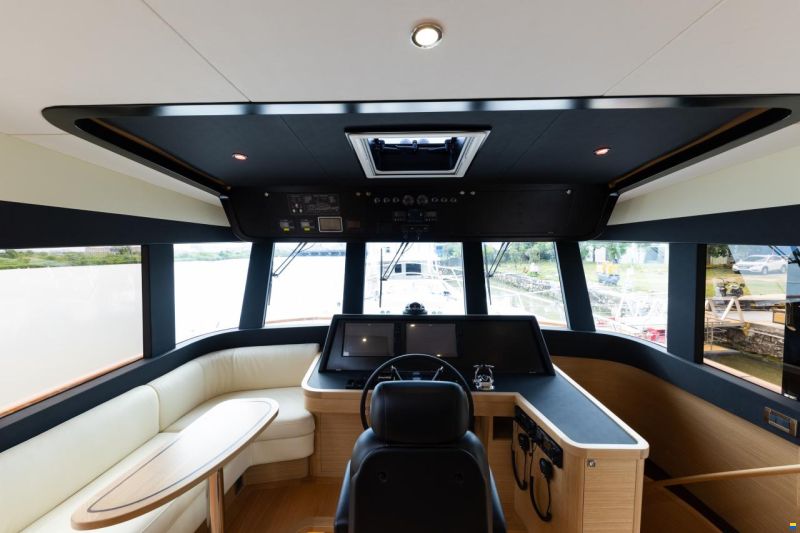 Selene 68 Ocean Explorer