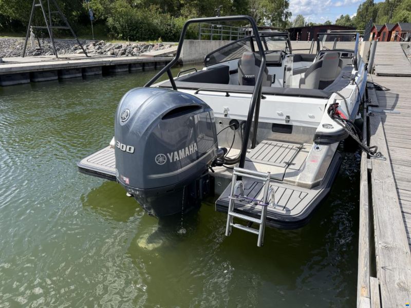 Finnmaster Husky R8
