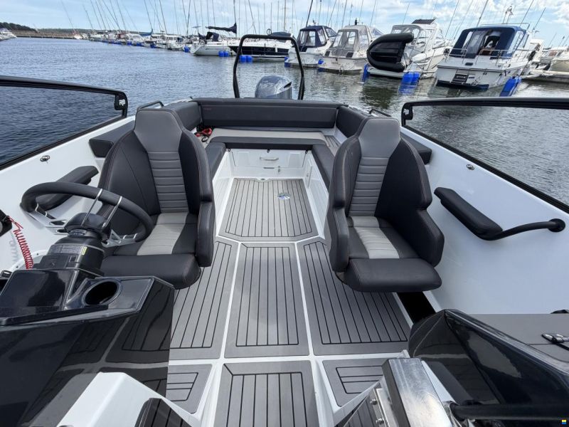 Finnmaster Husky R8