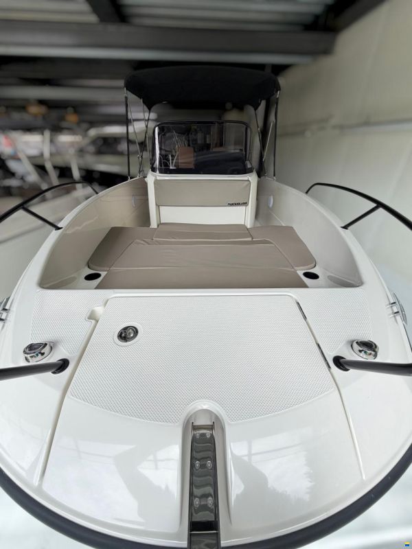 Quicksilver 605 Open
