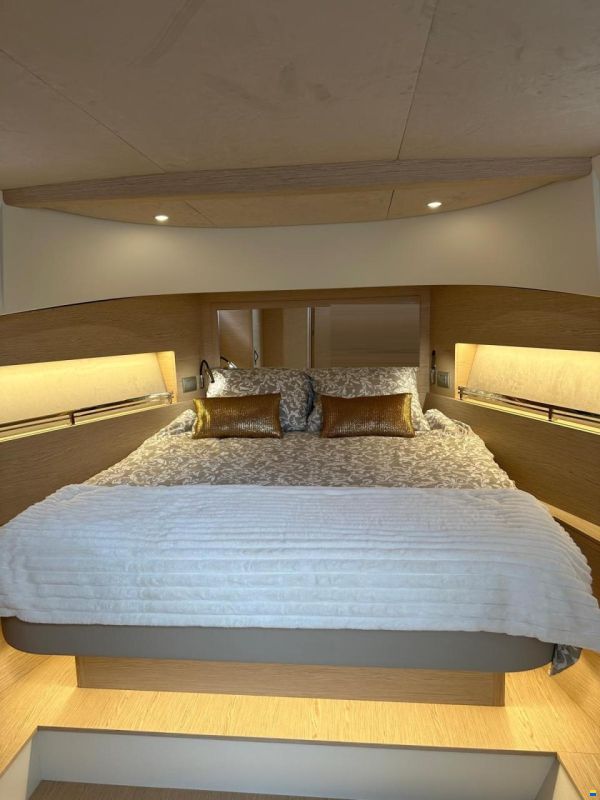 Solaris Yachts SP 44 Open