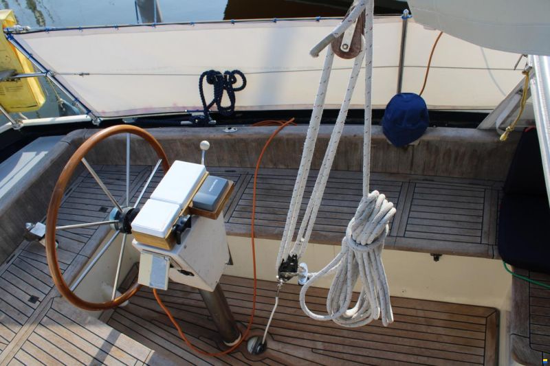 Carena 35