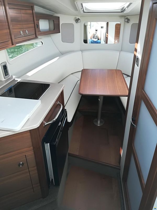 Sea Ray 265