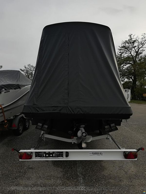 Sea Ray 265