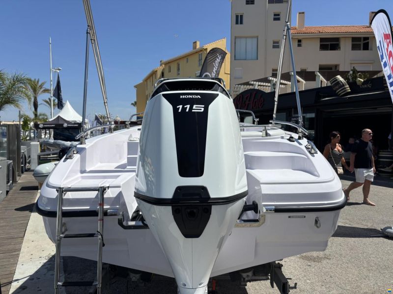 Ranieri Voyager 19 S