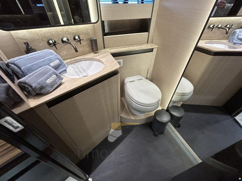Azimut S10
