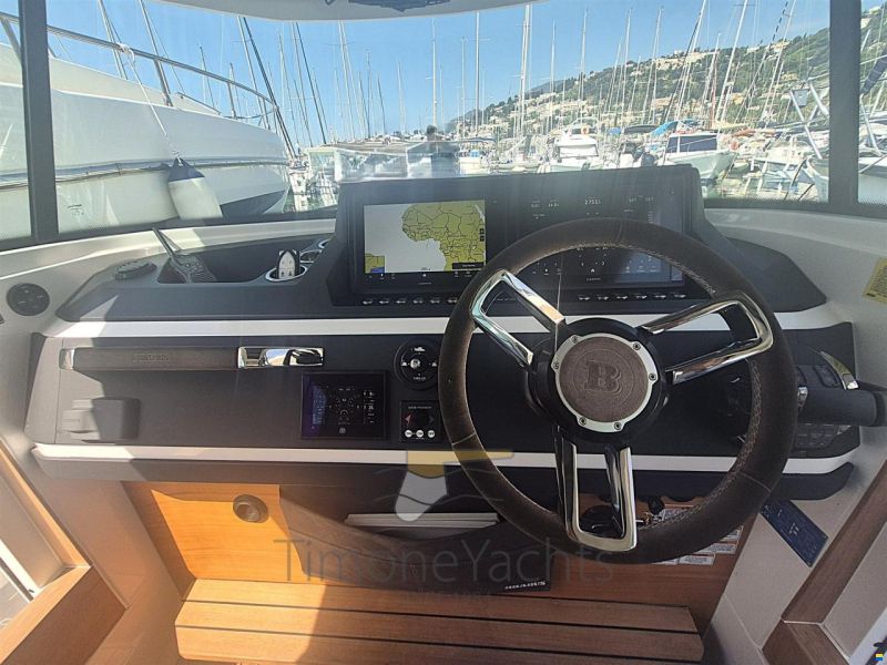 Axopar 28 Cabin