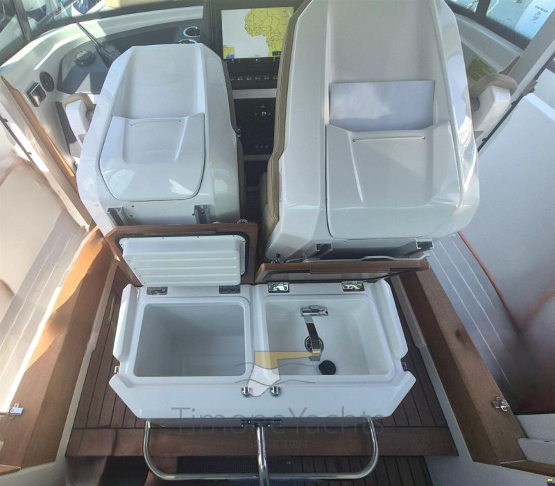 Axopar 28 Cabin
