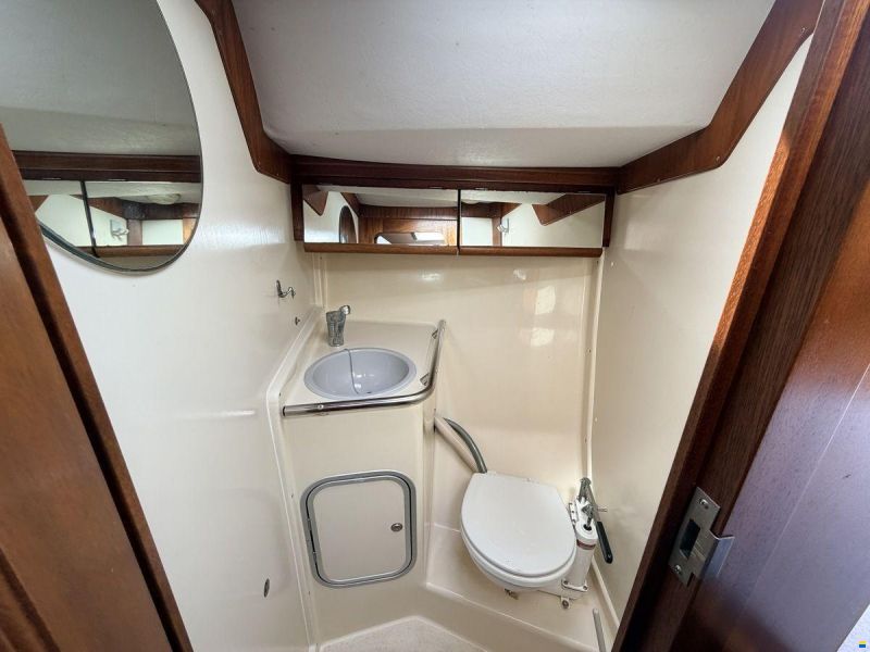 Bavaria 350 Lagoon