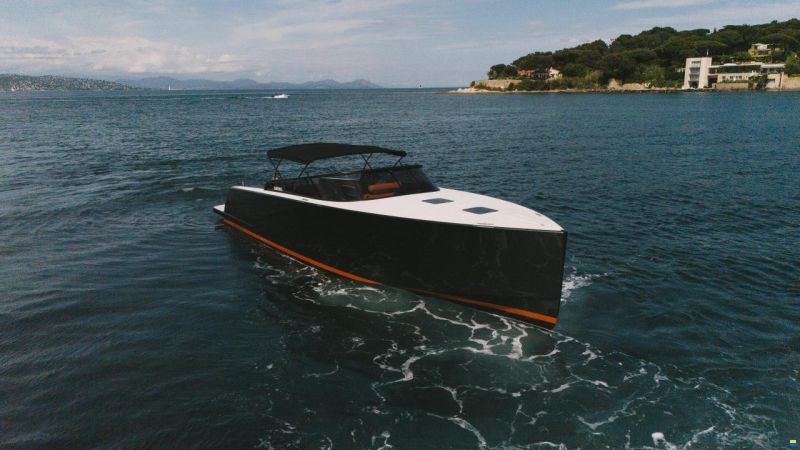 VanDutch 40