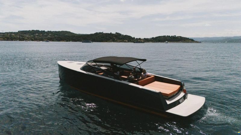 VanDutch 40
