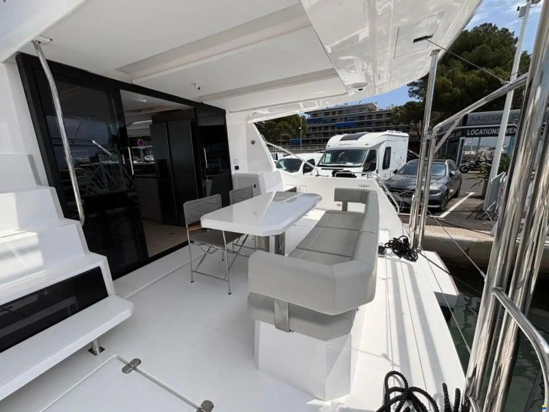 Leopard 40 Powercat
