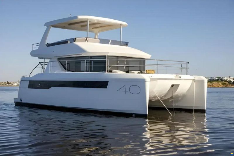 Leopard 40 Powercat