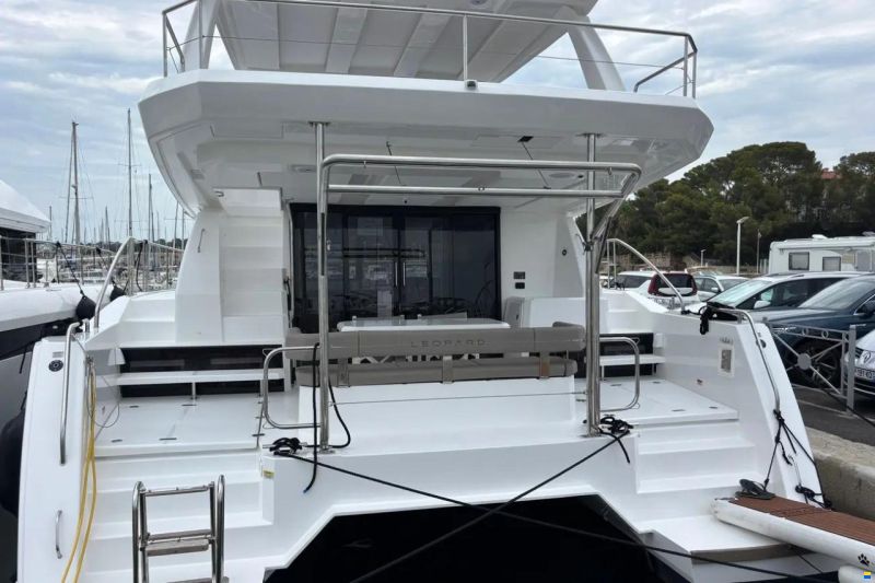 Leopard 40 Powercat